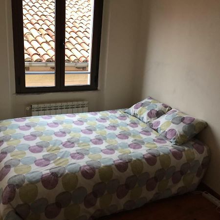 Piso En El Humedo, Al Lado Plaza Mayor レオン エクステリア 写真